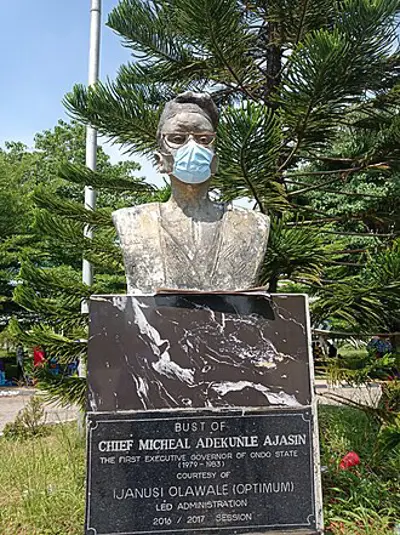 1997 michael adekunle ajasin nigerian politician 3rd governor o 10 03