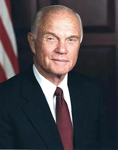 1998 at 77 years old former astronaut john glenn pictured retu 10 29