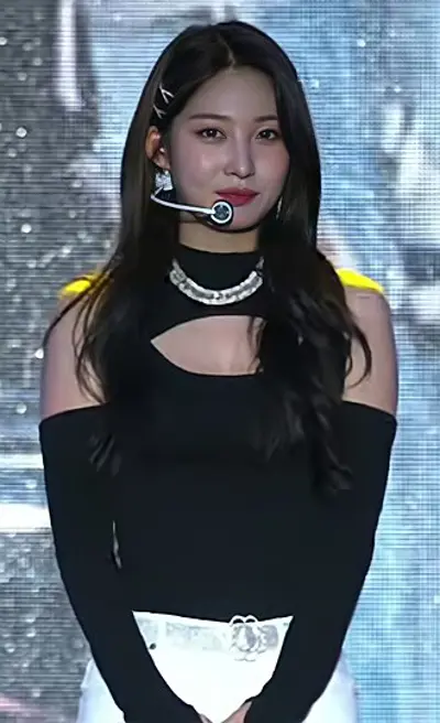 1999 kim si hyeon south korean singer 08 05
