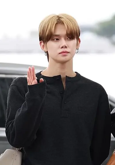 1999 yeonjun south korean singer songwriter and dancer 09 13