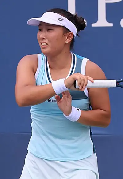 2000 claire liu american tennis player 05 25