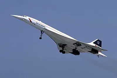 2000 concorde air france flight 4590 crashes outside of paris sho 07 25