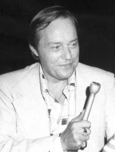2000 gordon solie american sportscaster born 1929 07 27