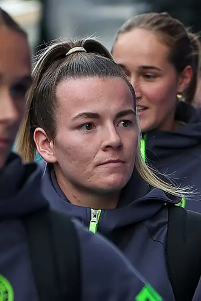 2000 lauren hemp english footballer 08 07