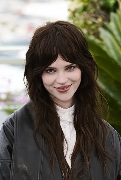 2000 sophie thatcher american actress 10 18
