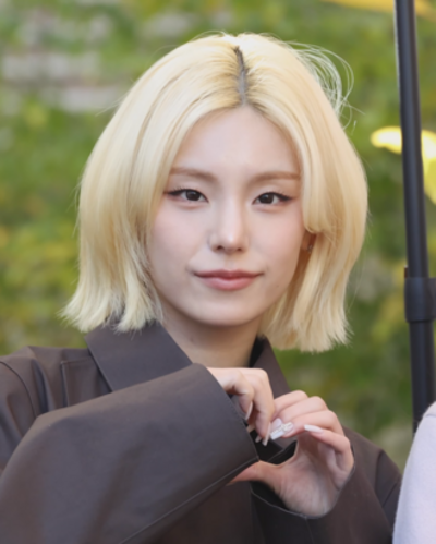 2000 yeji south korean singer 05 26