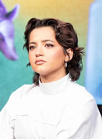 2001 isabela merced american actress 07 10