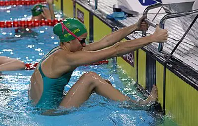 2001 kaylee mckeown australian swimmer 07 12