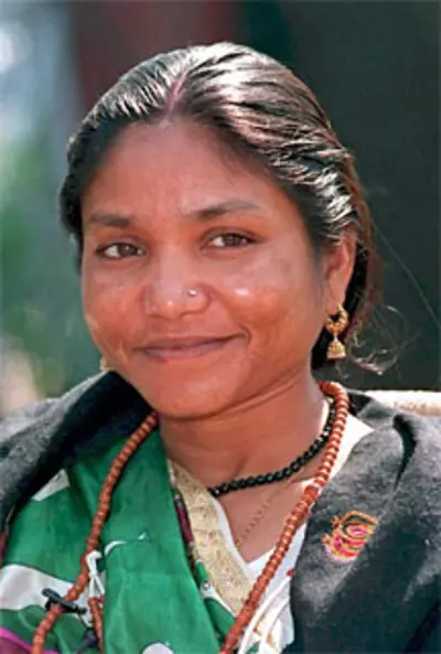 2001 phoolan devi a serving member of parliament was assassinat 07 25