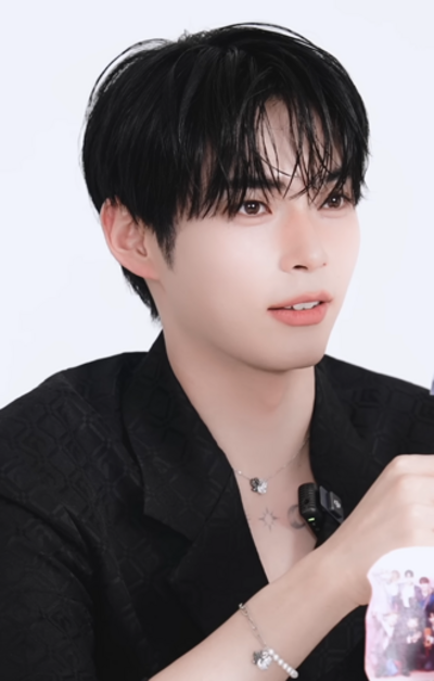 2001 sung han bin south korean singer 06 13