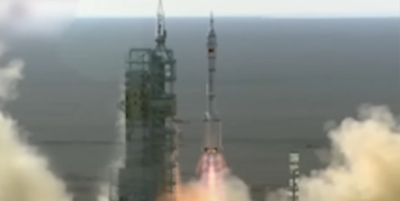 2003 china launches shenzhou 5 its first crewed space mission