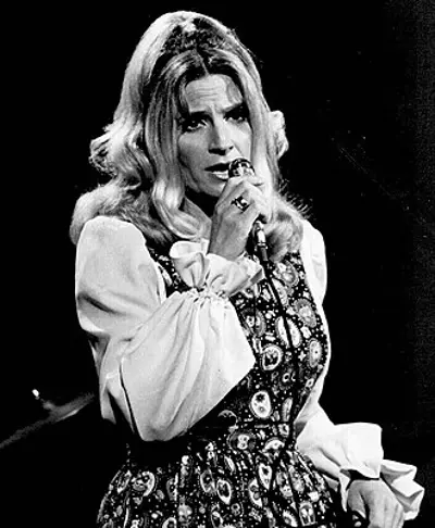 2004 skeeter davis american singer songwriter born 1931 09 19