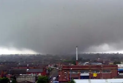 2005 britains costliest tornado struck birmingham injuring 39 p 07 28