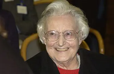2005 cicely saunders english hospice founder born 1918 07 14