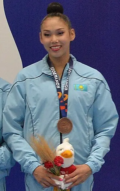 2005 elzhana taniyeva kazakh rhythmic gymnast 09 06