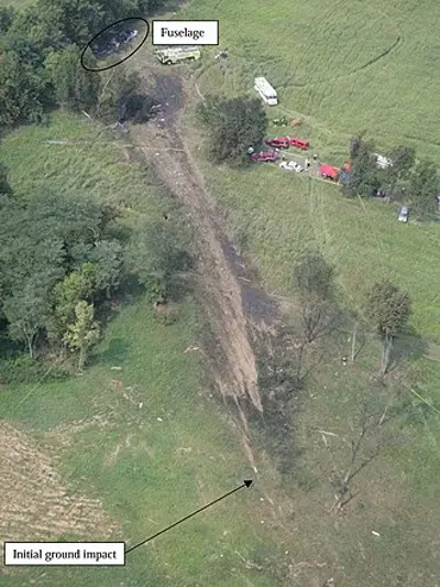 2006 comair flight 5191 crashes on takeoff from blue grass airpor 08 27