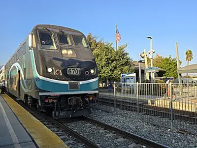 2008 a metrolink train collided head on with a freight train in l 09 12