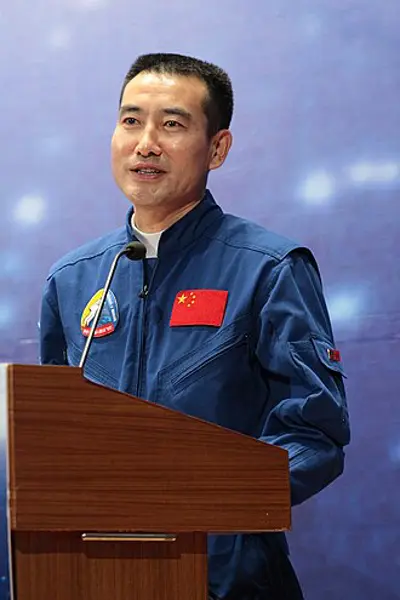 2008 cnsa astronaut zhai zhigang becomes the first chinese person 09 27