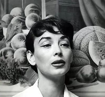 2008 dorian leigh american model born 1917 07 07