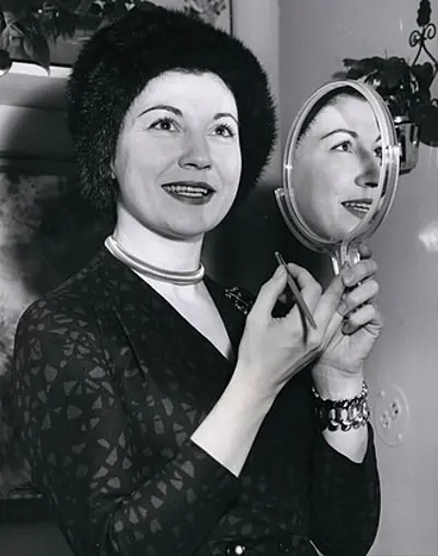 2008 eileen herlie scottish american actress born 1918 10 08