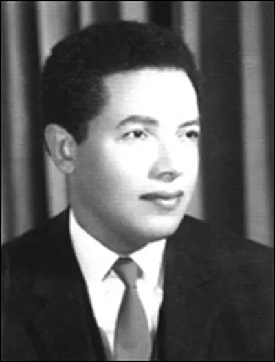 2009 mustafa mahmud egyptian physician and author born 1921 10 31