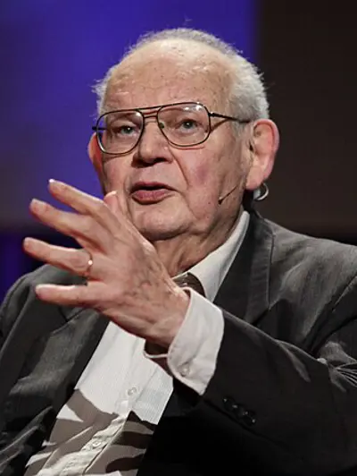 2010 benoit mandelbrot polish american mathematician and economi 10 14
