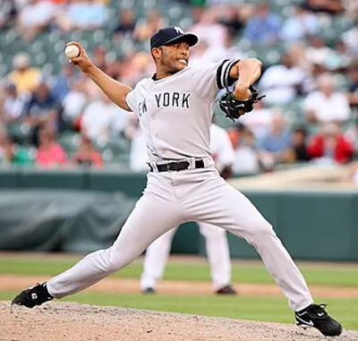 2011 mariano rivera of the new york yankees surpasses trevor hoff 09 19