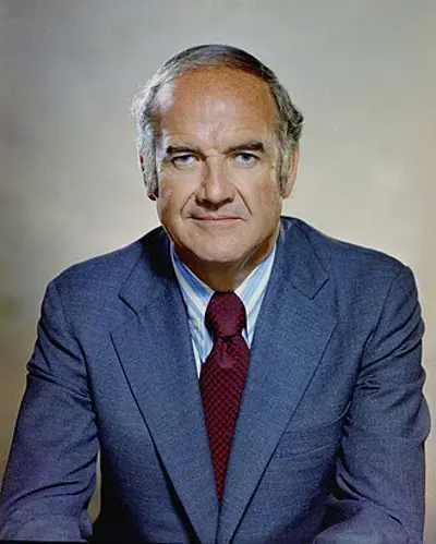 2012 george mcgovern american historian lieutenant and politic 10 21