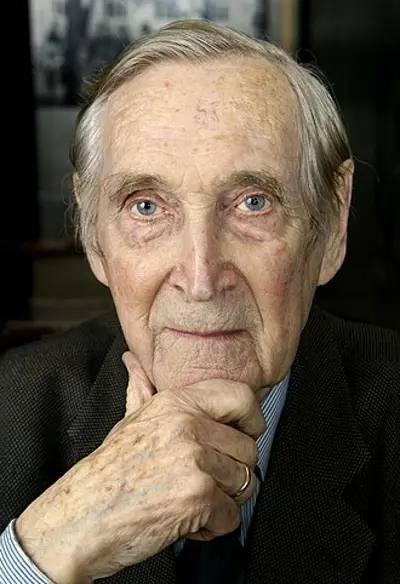 2012 gunnar snsteby norwegian captain and author born 1918 05 10
