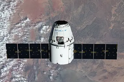 2012 the spacex dragon 1 becomes the first commercial spacecraft 05 25