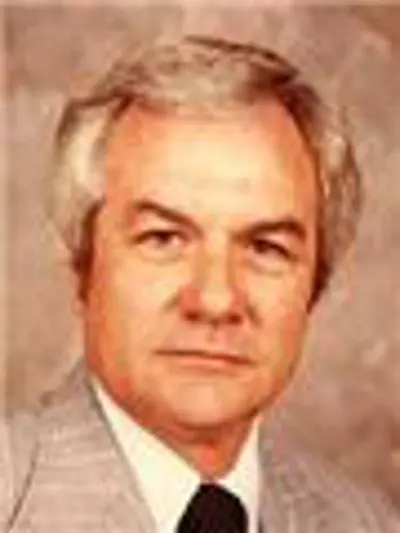 2013 gil dozier american captain lawyer and politician born 1 09 23