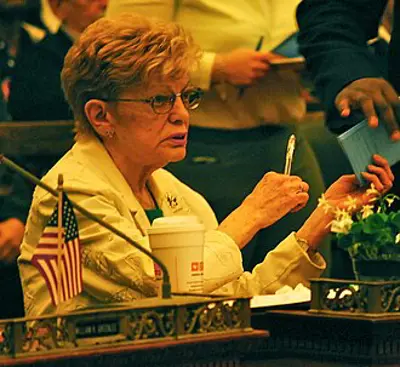 2013 joan l