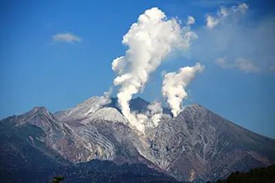 2014 63 people are killed in an eruption of mount ontake in japan 09 27