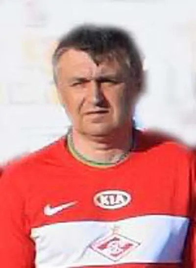 2014 fyodor cherenkov russian footballer and manager born 1959 10 04