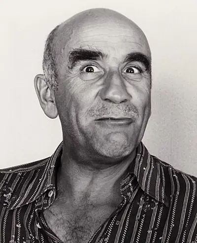 2015 warren mitchell english actor and screenwriter born 1926 11 14