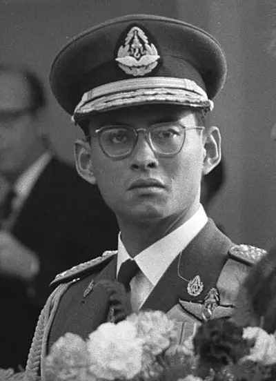 2016 bhumibol adulyadej rama ix king of thailand born 1927 10 13