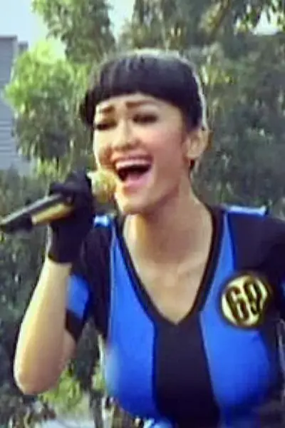 2017 julia perez indonesian singer and actress born 1980 06 10