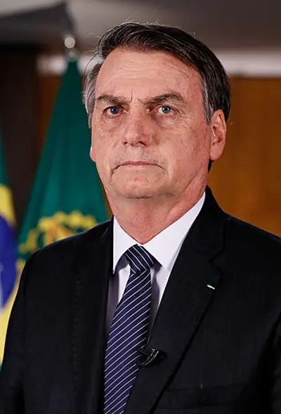 2018 brazilian presidential candidate jair bolsonaro survives a s 09 06