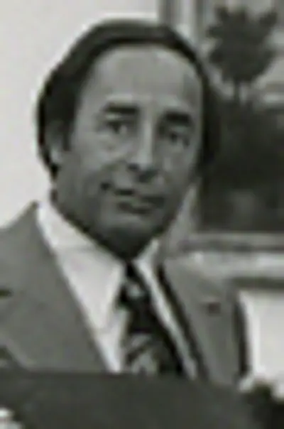 2018 richard devos american billionaire businessman born 1926 09 06