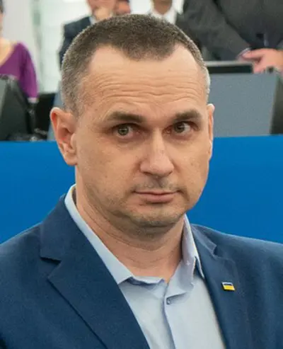 2019 ukrainian filmmaker oleg sentsov and 66 others are released 09 07