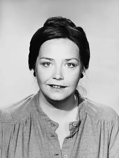 2020 conchata ferrell american actress born 1943 10 12