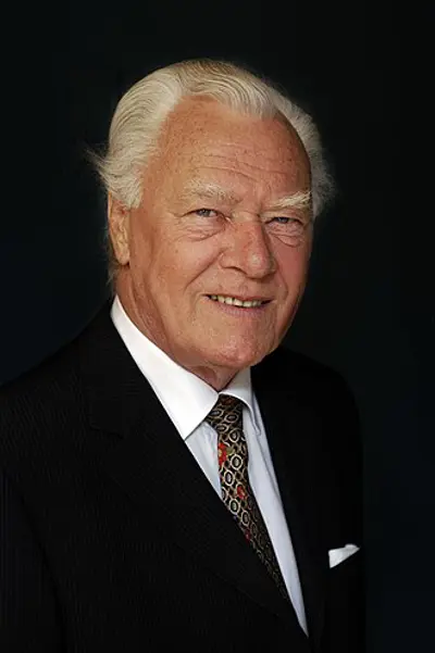 2021 poul schluter former prime minister of denmark born 1929 05 27