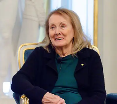 2022 annie ernaux is awarded the nobel prize in literature