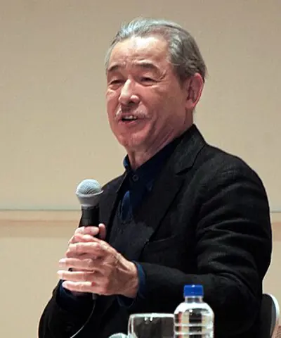 2022 issey miyake japanese fashion designer born 1938 08 05