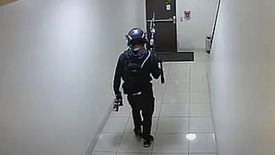 2022 phoenix shooting a man opens fire on pedestrians outside of 08 28