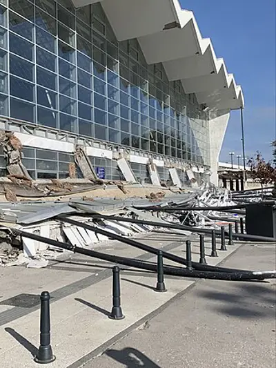 2024 a concrete canopy collapses at the novi sad railway station 11 01